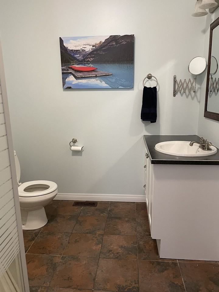 1/2-113A Rundle Dr - Photo 6 of 10