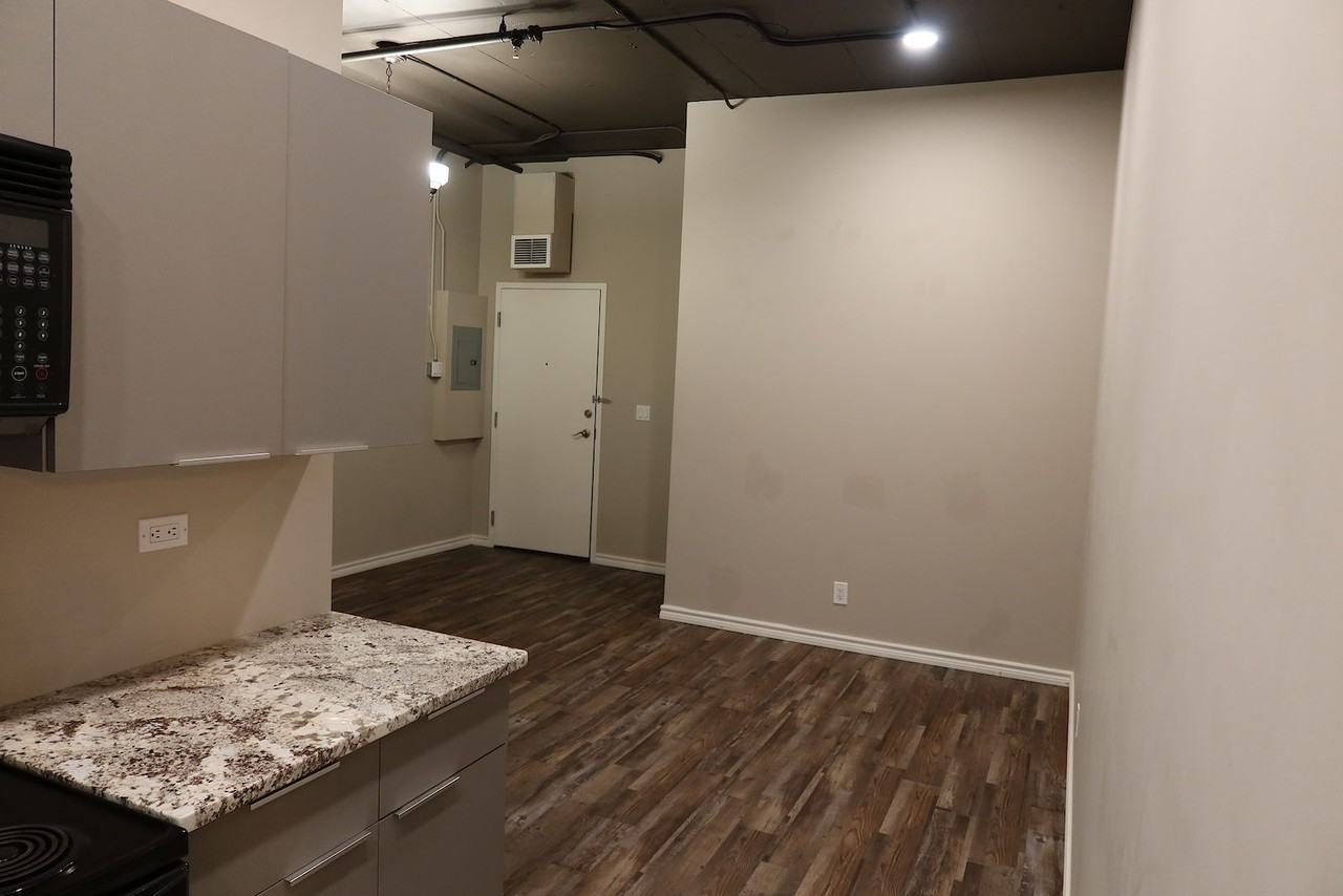 10179 Atco Centre - Photo 3 of 14