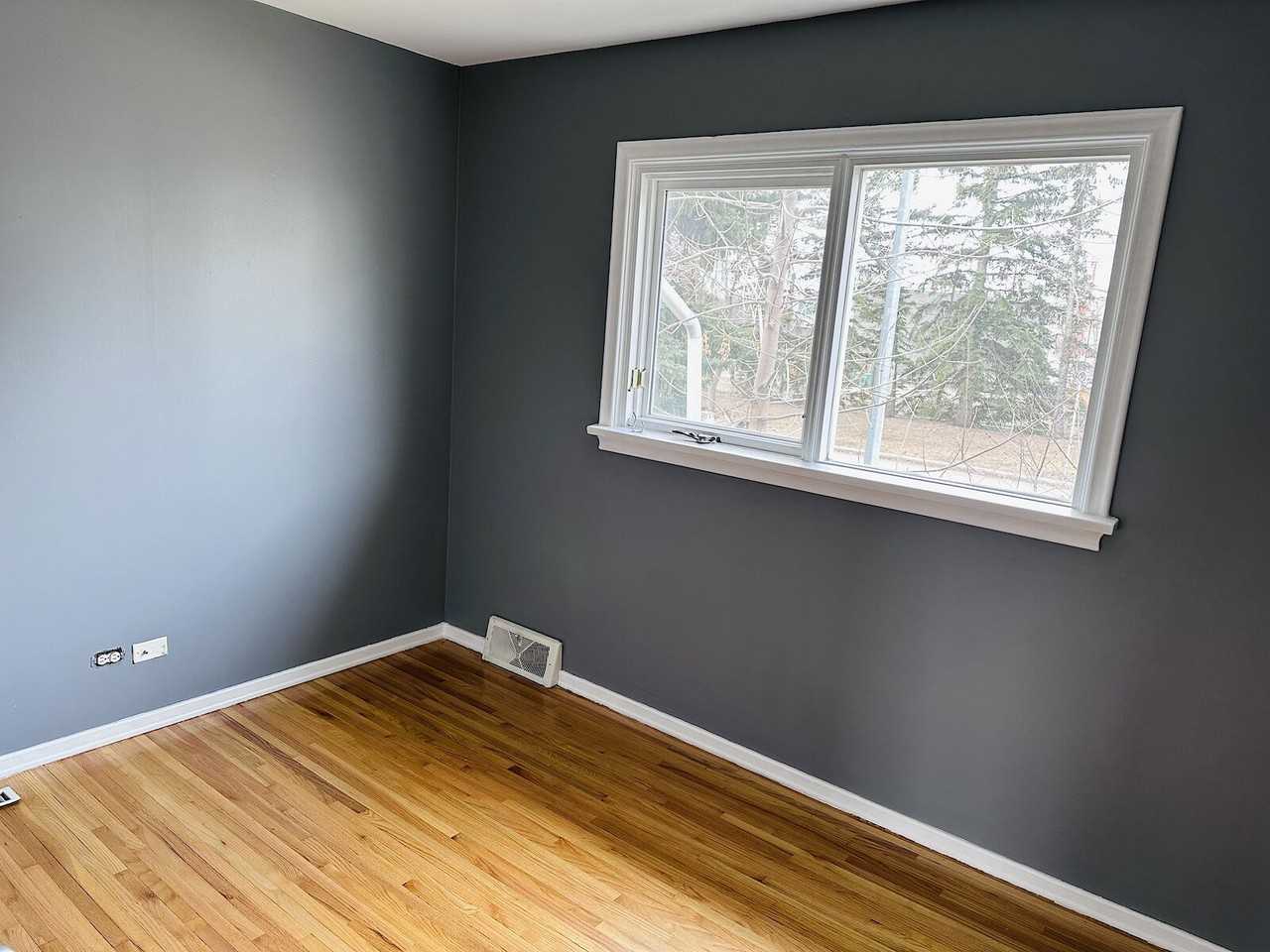 2432 Capitol Hill Cres Nw - Photo 7 of 16