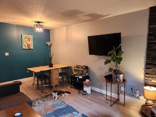 10138 G6 - 10138 116 St Nw - Photo 3 of 9