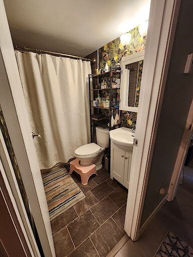 10138 G6 - 10138 116 St Nw - Photo 7 of 9