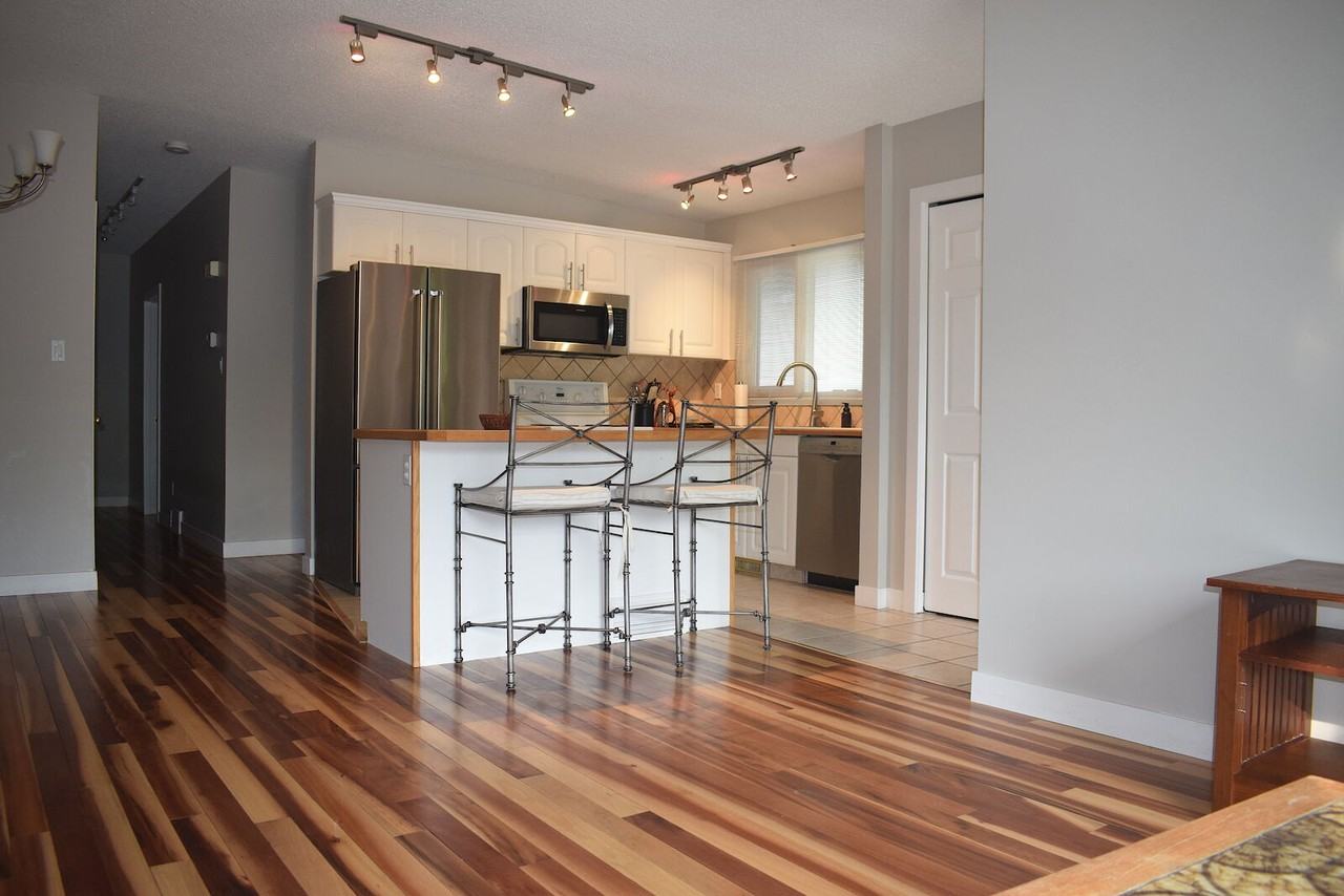 5014 - 5014 Dalhousie Drive Northwest - Photo 4 of 26
