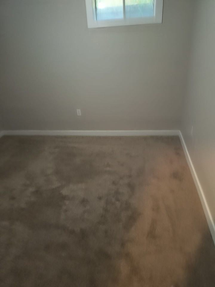 12231 105 St Nw - Photo 5 of 15