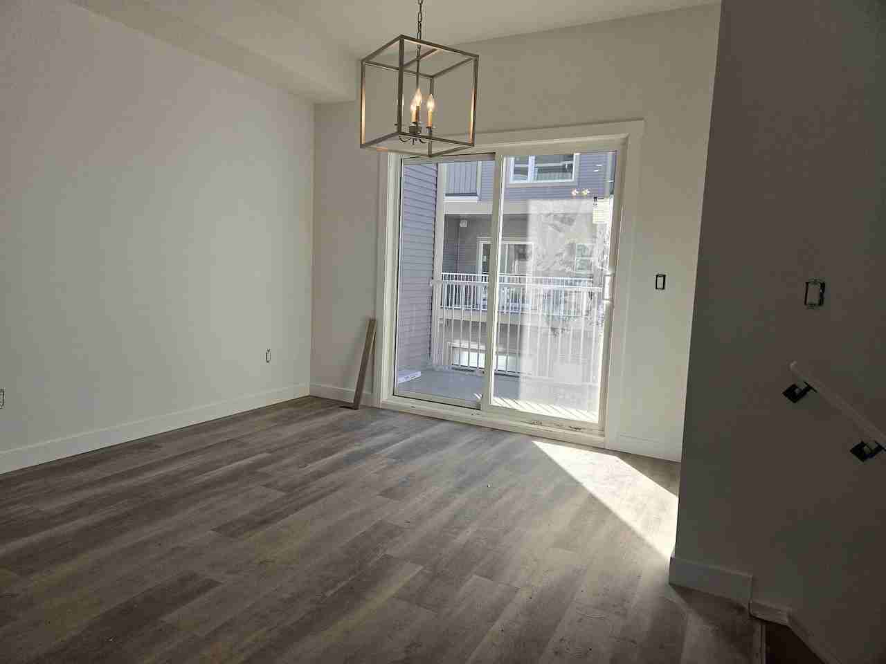 8813 -8813 48 St Ne - Photo 5 of 6