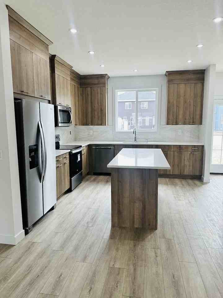 Amblefield Ave Nw - Photo 4 of 46