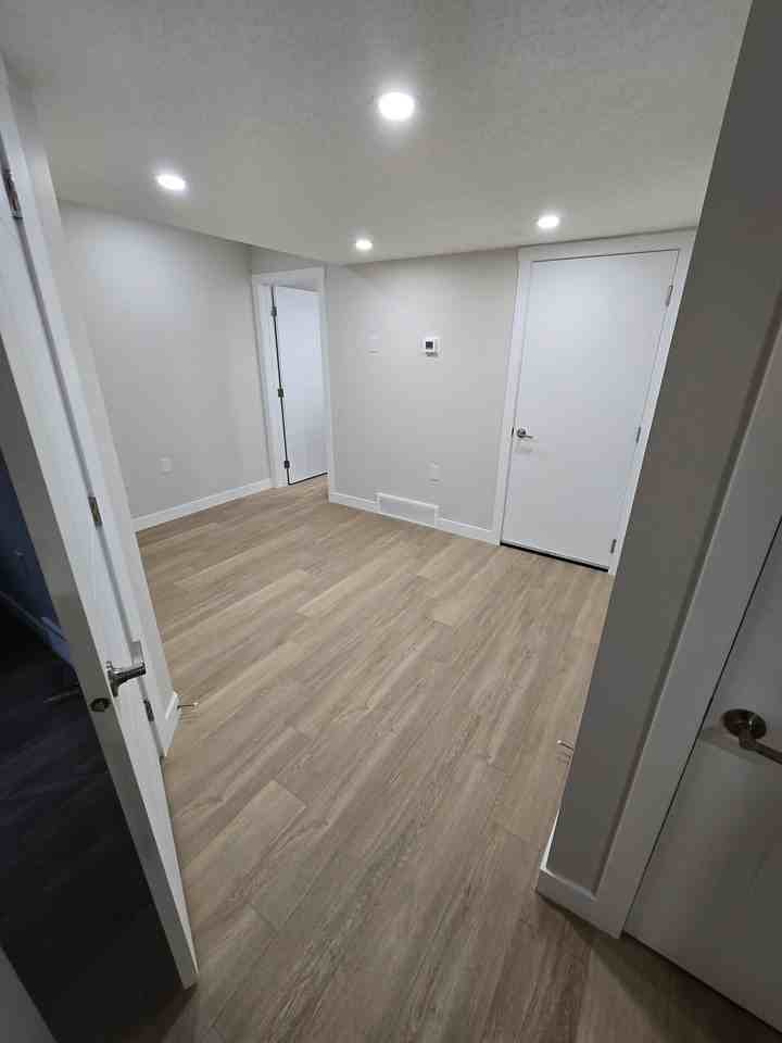 Carringford Cl Nw - Photo 4 of 30