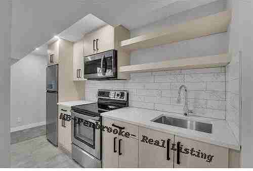 556 Penswood Rd Se - Photo 2 of 13