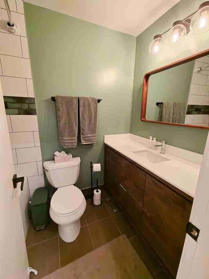 80 Mount Royal Gardens Apts. - Photo 7 of 10
