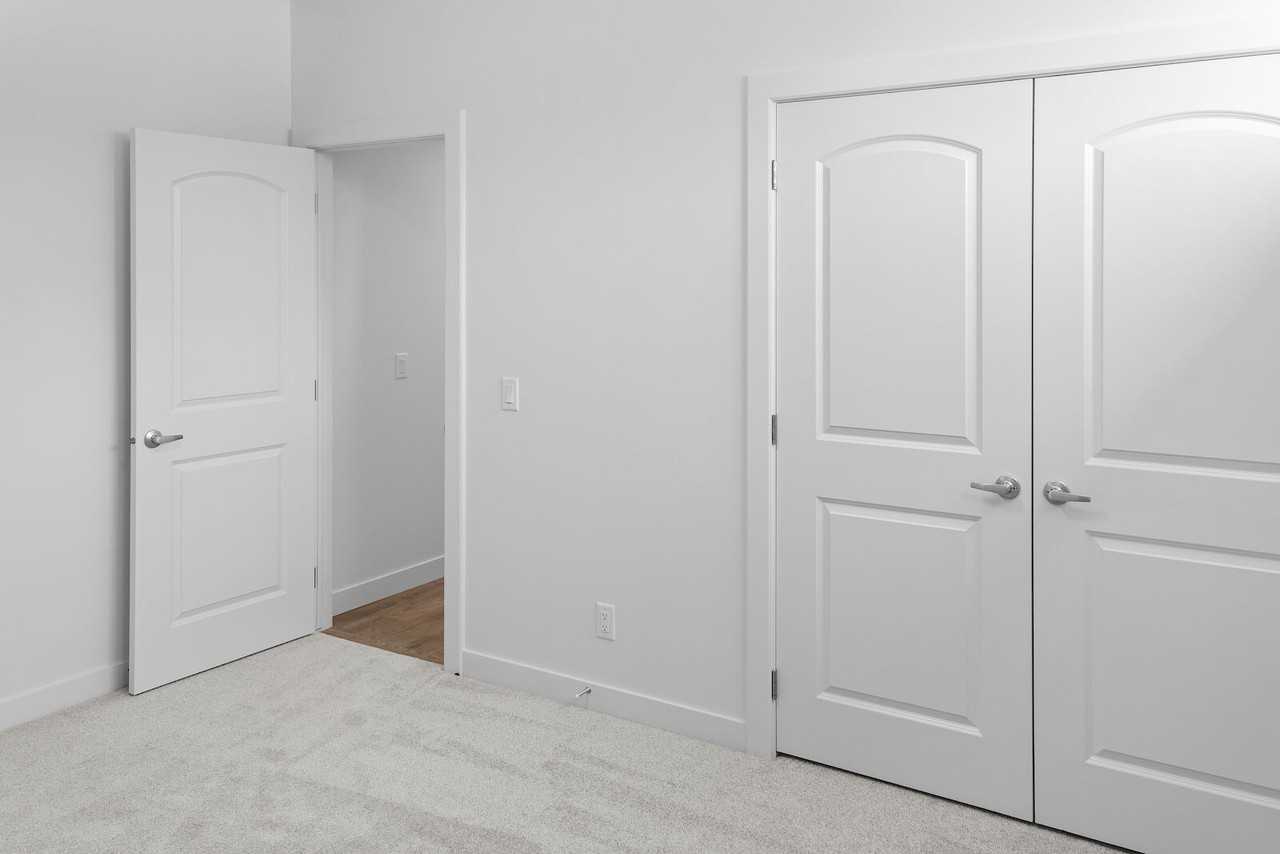 499 Northern Lights Pl - Photo 6 of 7