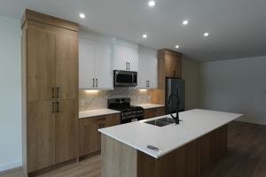 featured image of 224 28 St Sw