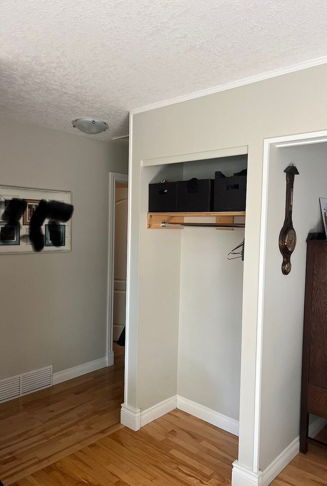 10004 96a Ave - Photo 6 of 17