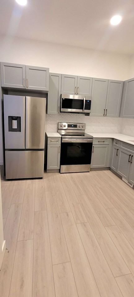 4216 208 St Nw - Photo 4 of 12