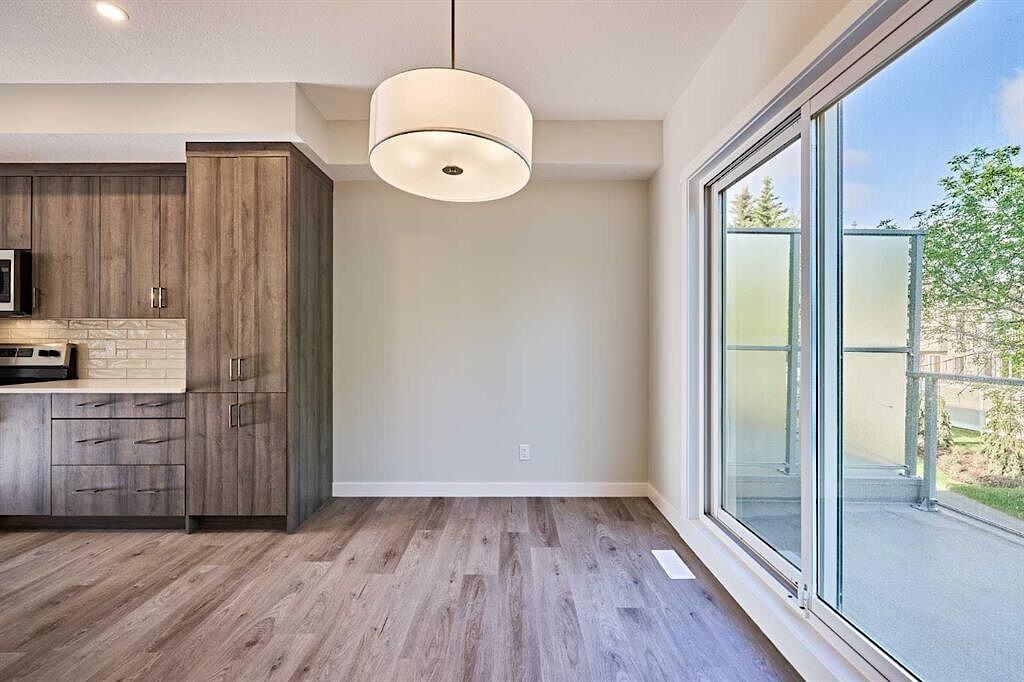 660 Shawnee Square 6 - Photo 7 of 16