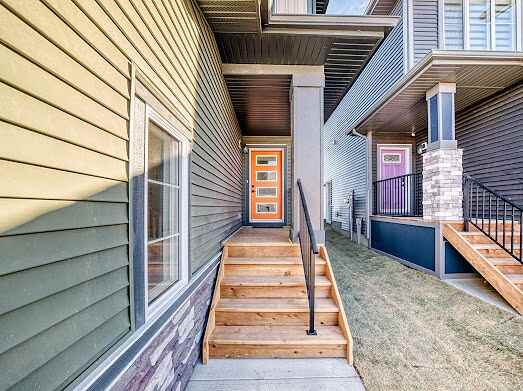 6 Place Cobbleridge Sw - Photo 2 of 50