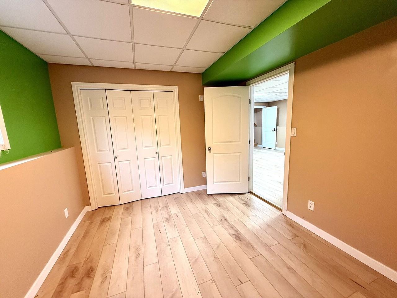 72 Oswald Close - Photo 5 of 13