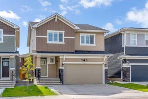featured image of 146 Red Sky Cres Ne