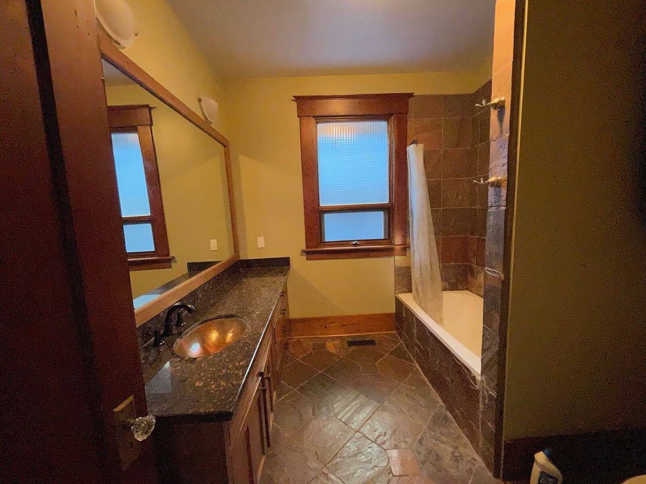 1705 13 Ave Sw - Photo 5 of 28