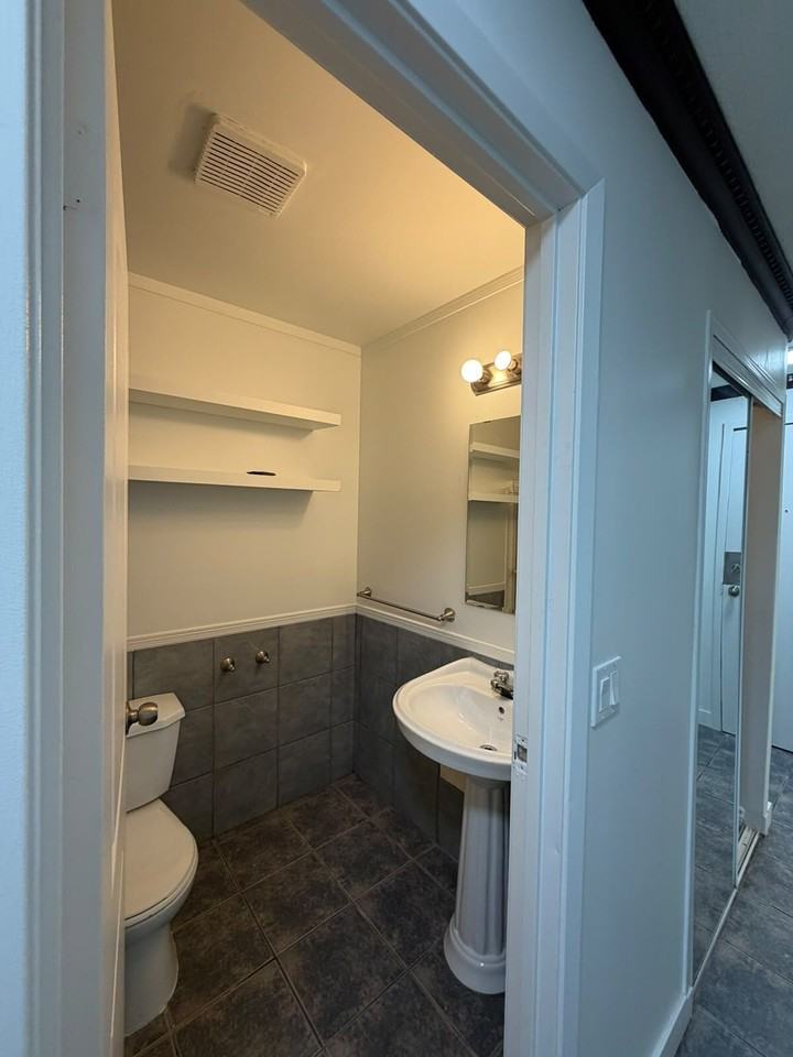 9312 104 Ave Nw - Photo 2 of 11