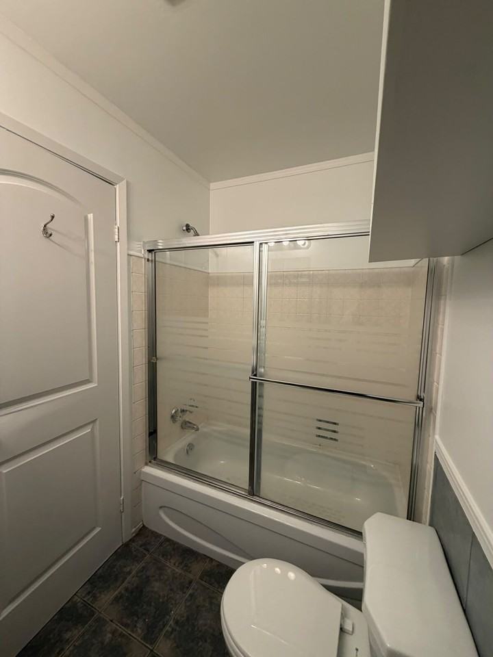 9312 104 Ave Nw - Photo 5 of 11