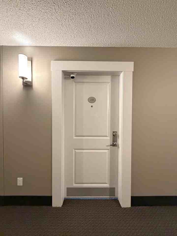 394 - 394 Windermere Rd Nw - Photo 2 of 18