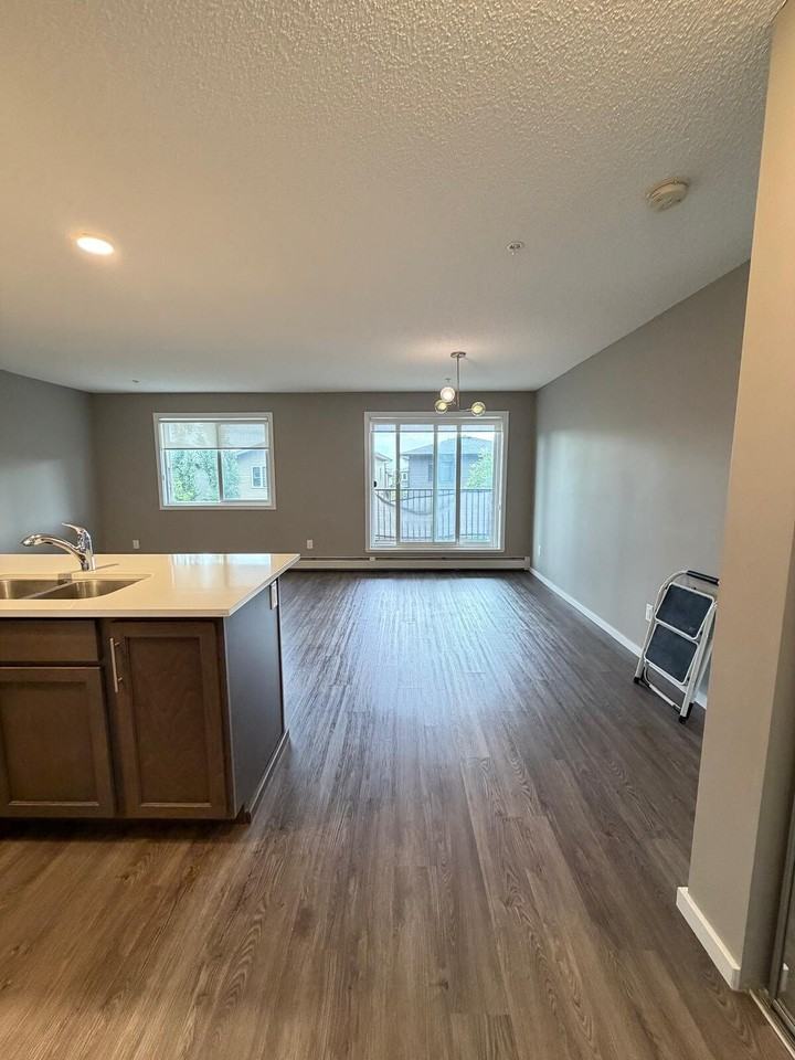 394 - 394 Windermere Rd Nw - Photo 4 of 18