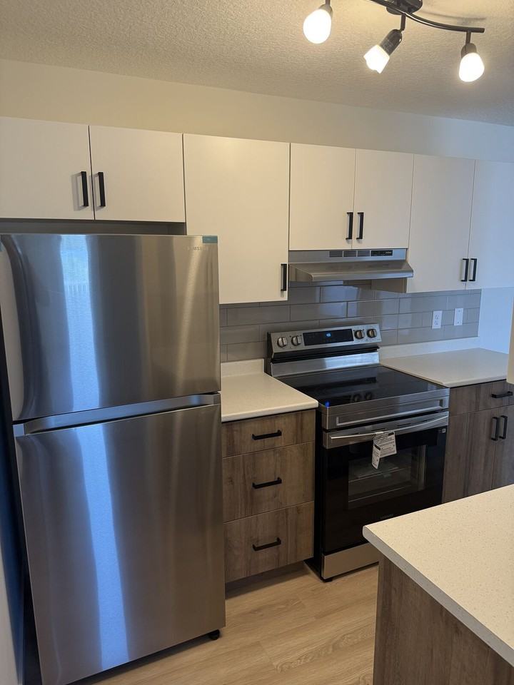 6208 180 St Nw - Photo 2 of 22