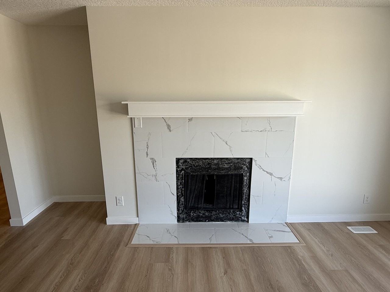6208 180 St Nw - Photo 7 of 22