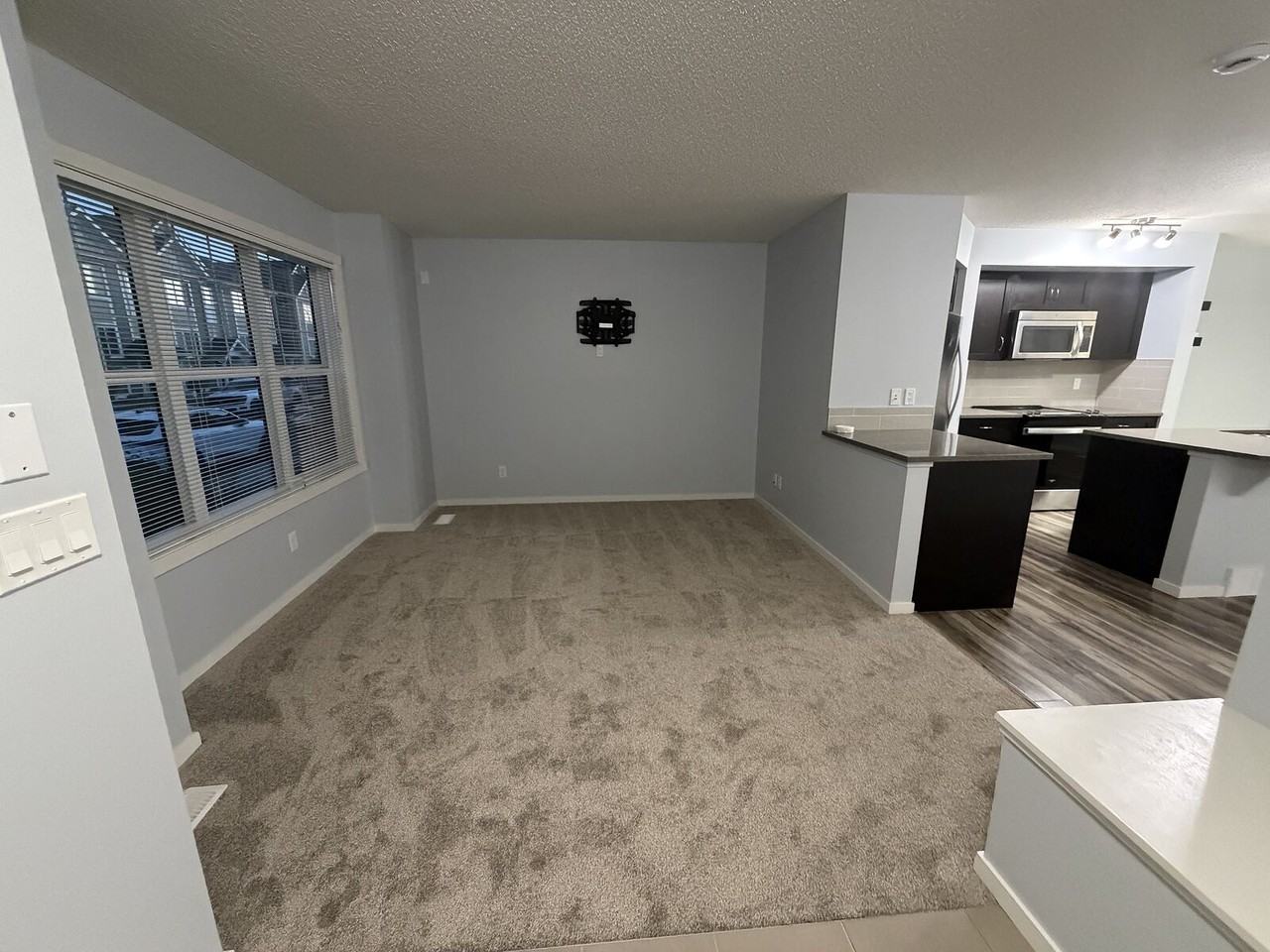 120 Evansridge Crt Nw - Photo 3 of 17