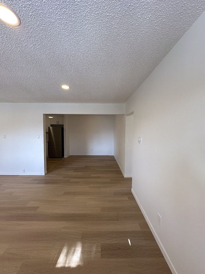 428 - 428 - 20th Avenue Ne - Photo 4 of 13