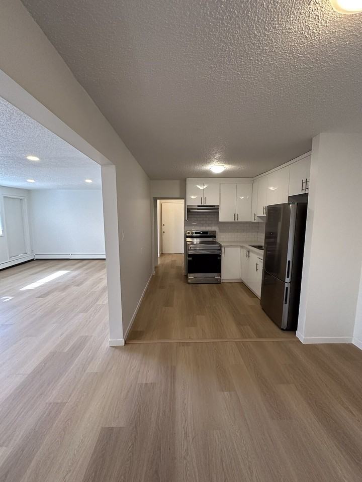 428 - 428 - 20th Avenue Ne - Photo 6 of 13