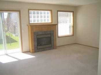 113 Millview Sq Sw - Photo 3 of 18