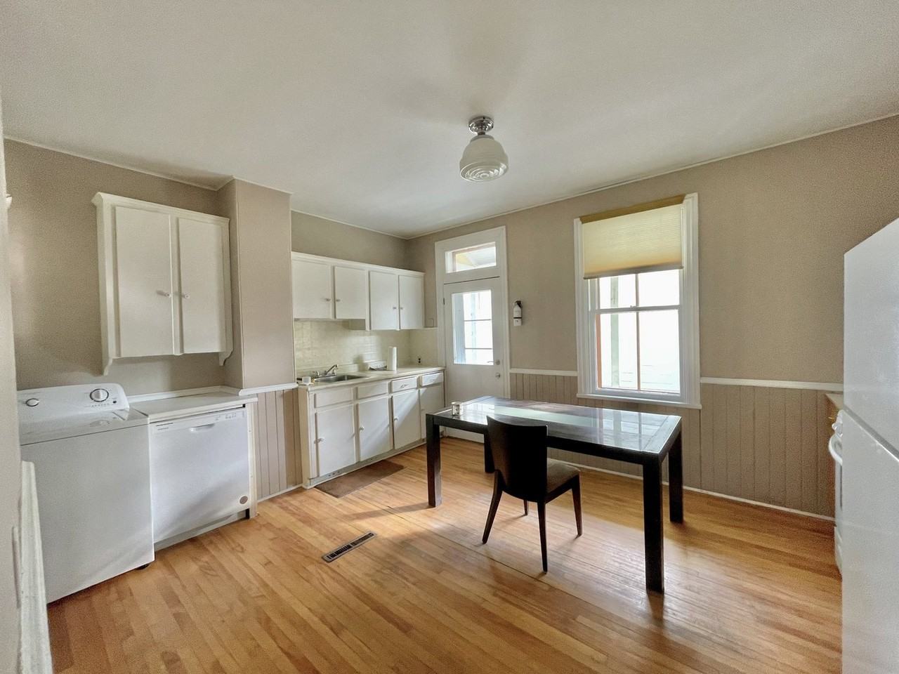 109 Henderson Ave - Photo 2 of 14