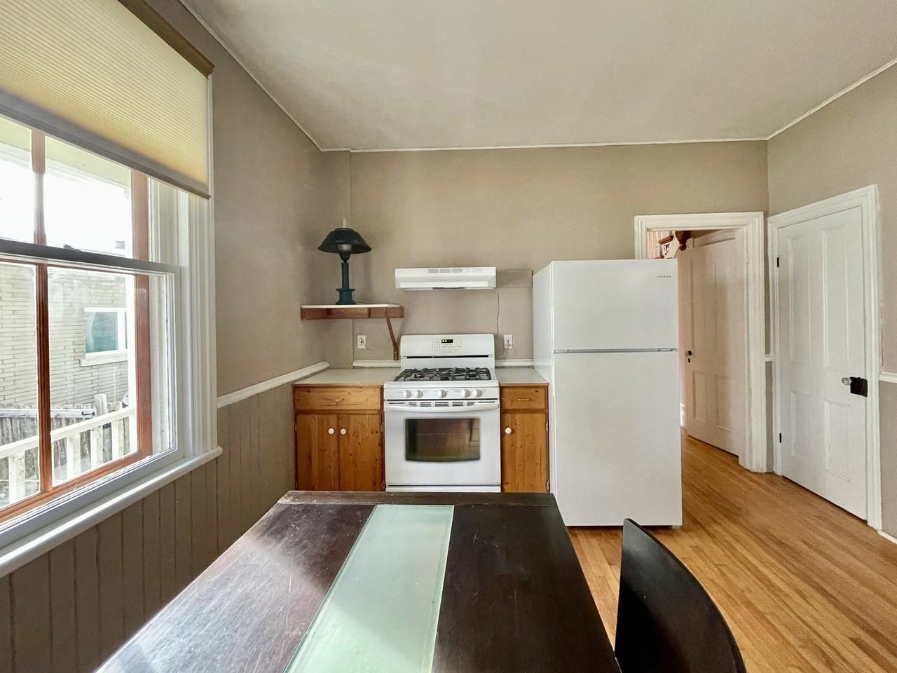 109 Henderson Ave - Photo 3 of 14