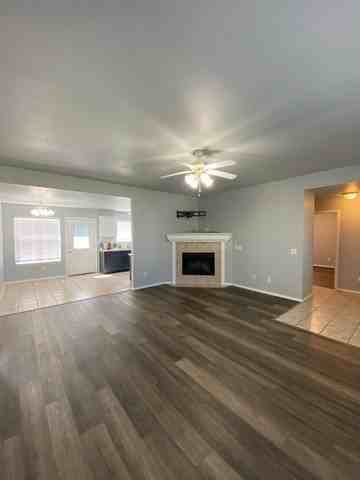 1011 Sunflower St - Photo 2 of 16