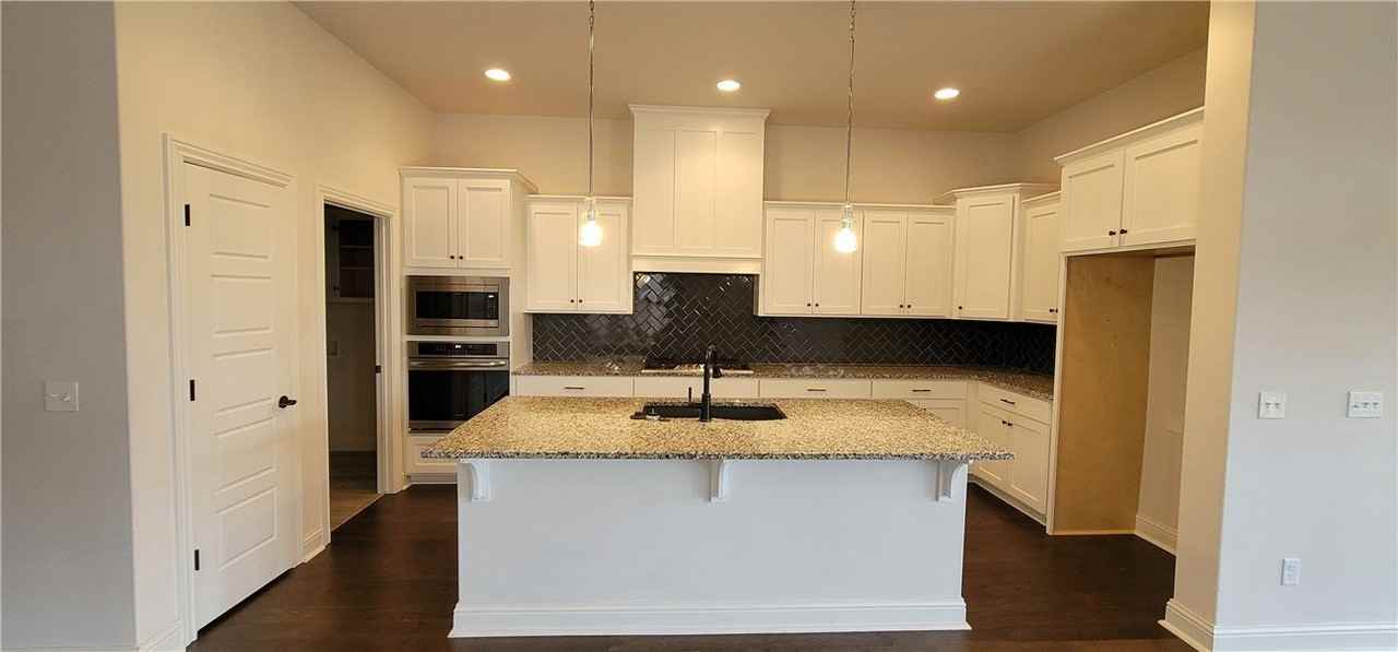 5107 Sw Kemptown Pl - Photo 4 of 16