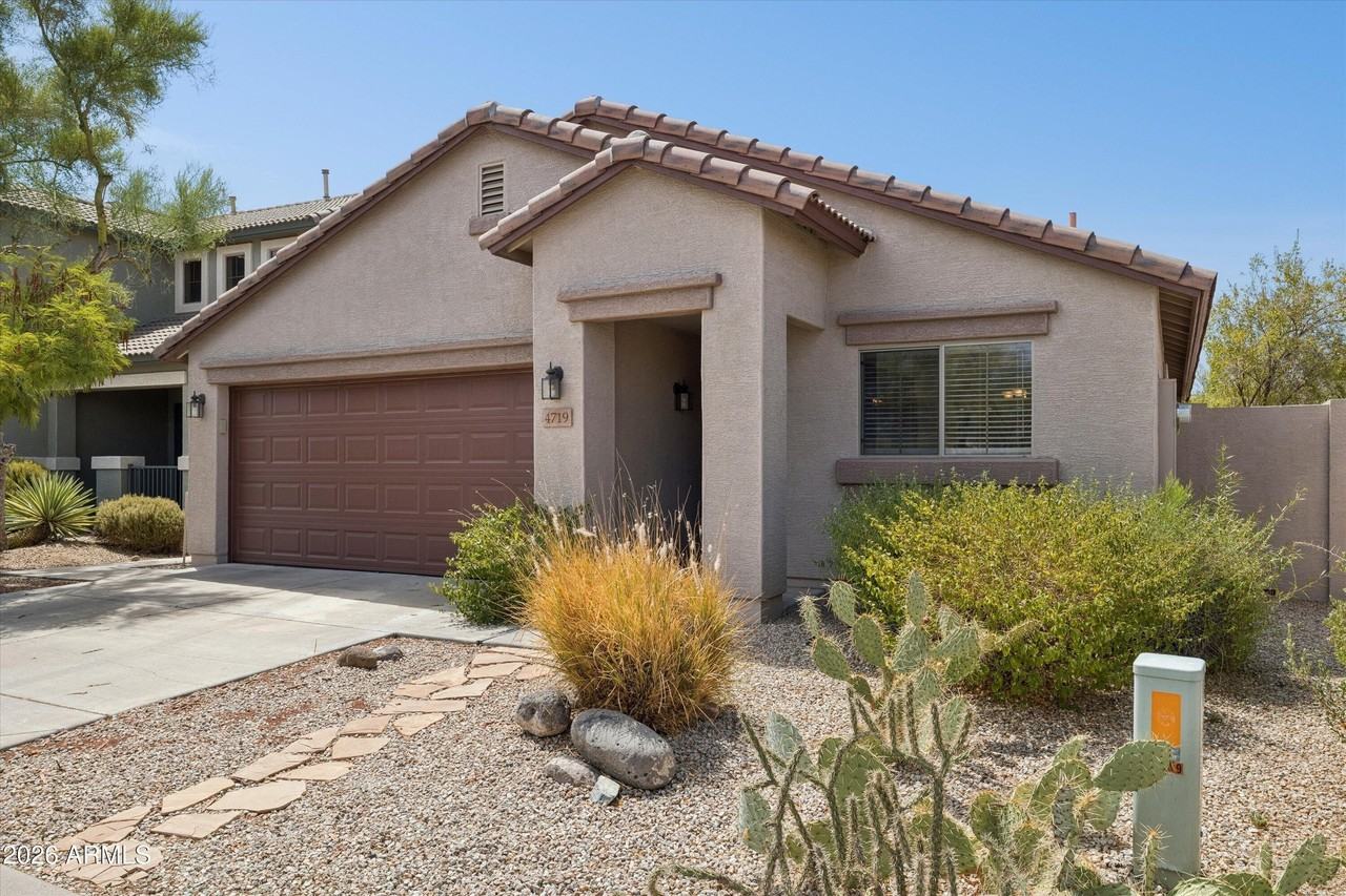 4719 E Amber Sun Dr - Photo 6 of 47