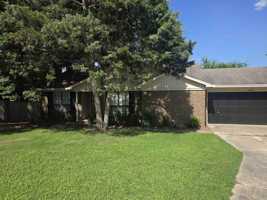 featured image of 1608 Waldron Cv