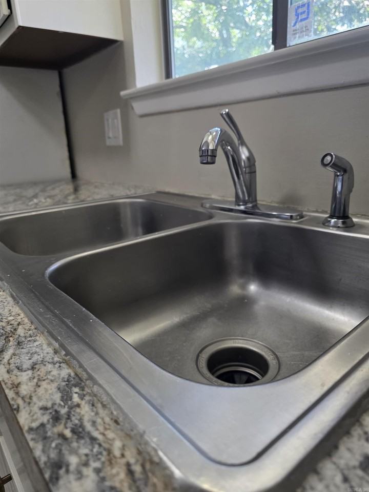 518 Green Mountain Dr #16 - Photo 4 of 26