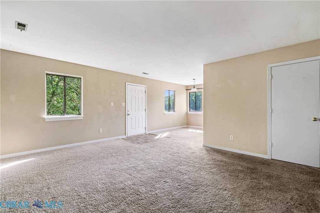 5992 Ware Point Rd - Photo 5 of 14