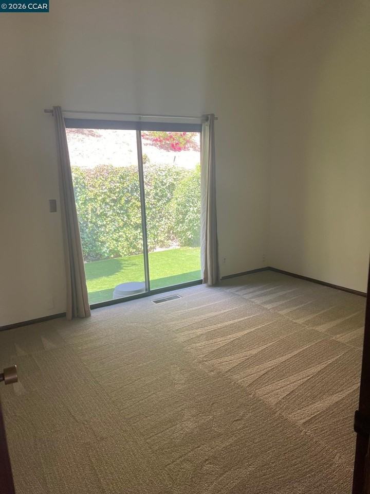 114 Brookline St - Photo 6 of 13