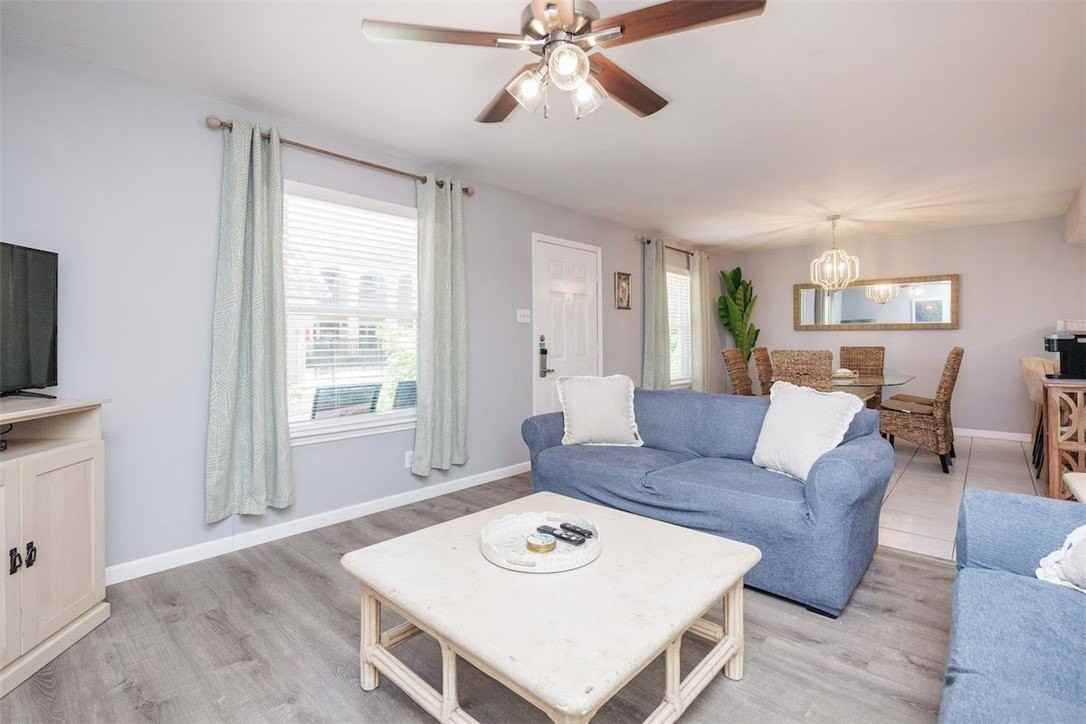 14921 Windward Dr #114 - Photo 4 of 22
