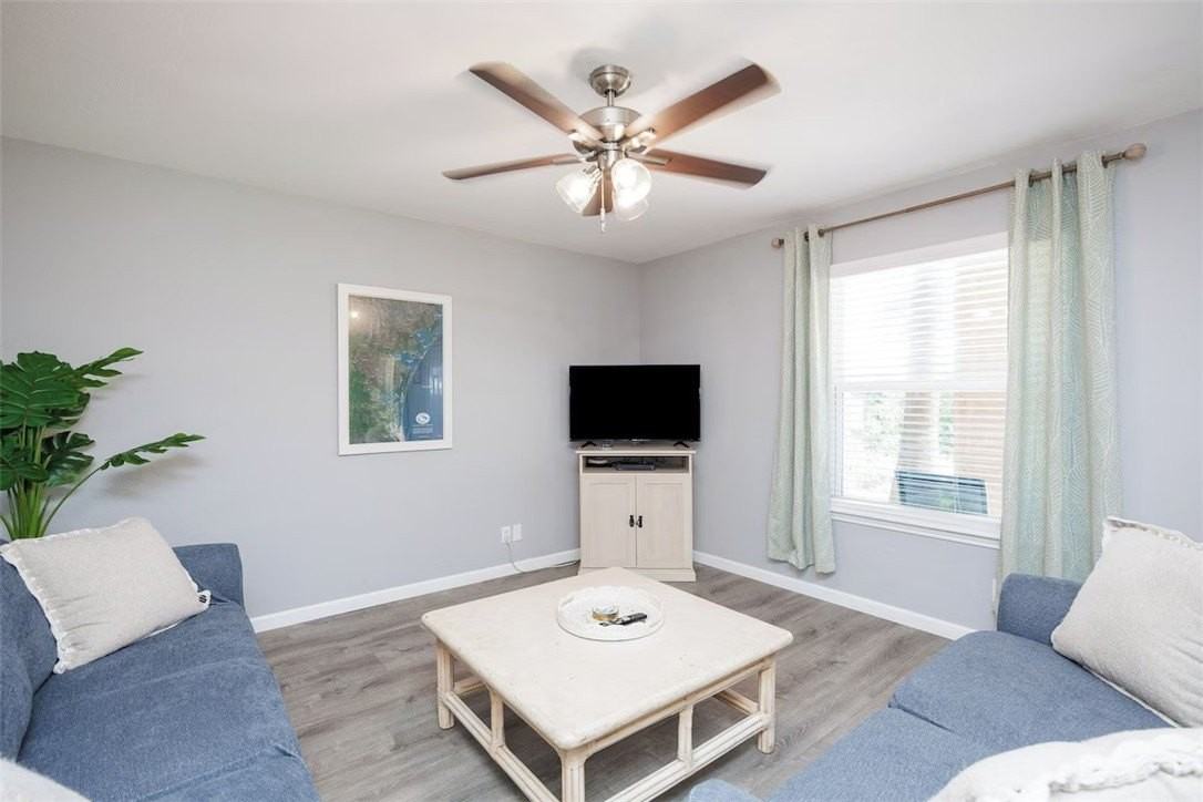 14921 Windward Dr #114 - Photo 6 of 22