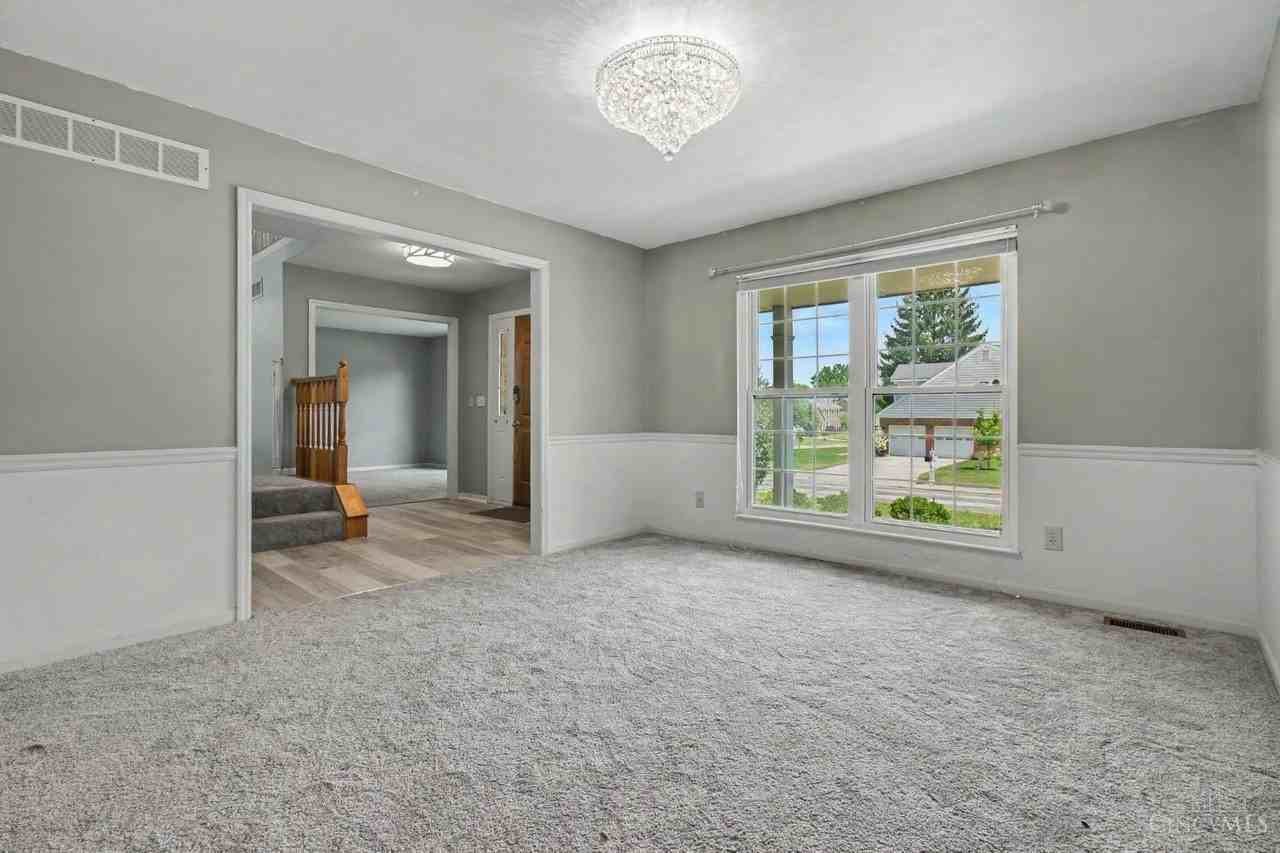 7279 Rolling Meadows Dr - Photo 4 of 15