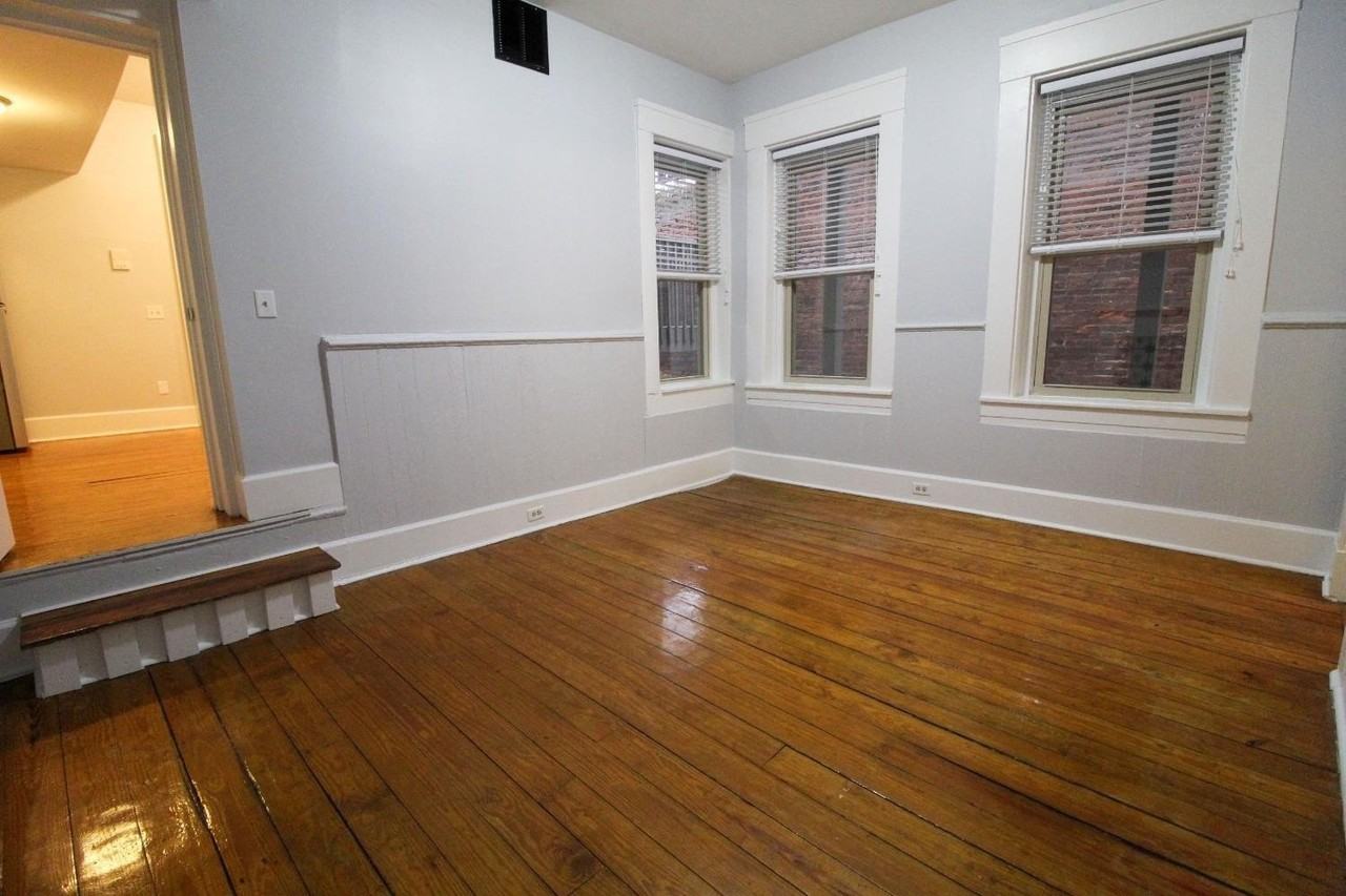 1610 Sycamore St #3 - Photo 6 of 22