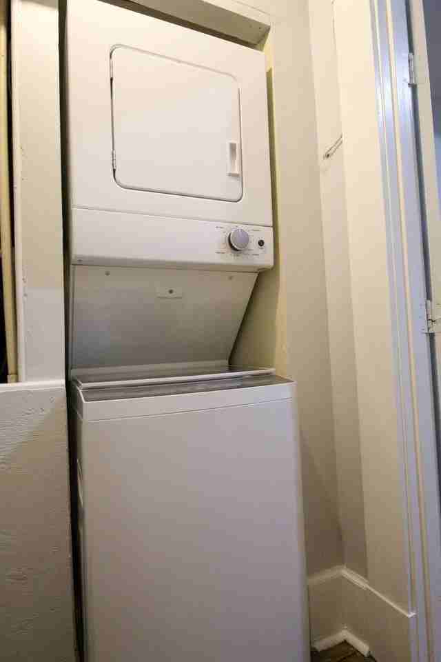 1610 Sycamore St #3 - Photo 7 of 22