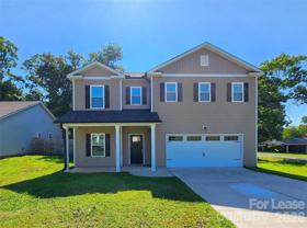 2520 Ashe Ave - Photo 1 of 1