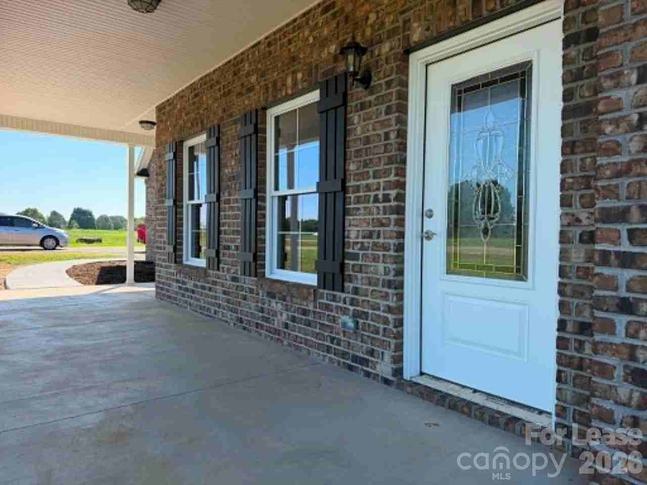 5055 Macedonia Church Rd - Photo 3 of 32