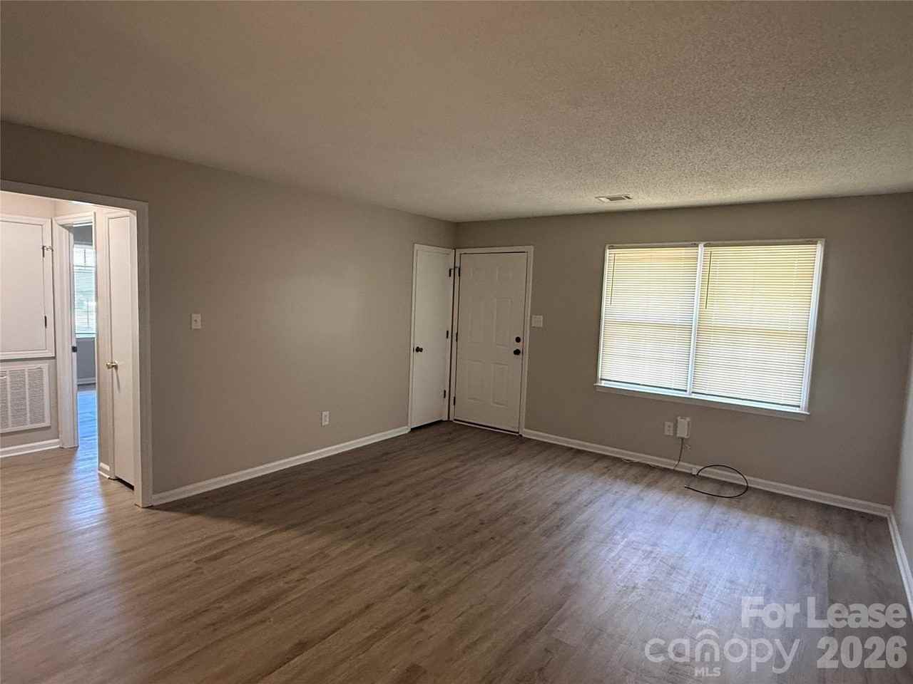 314 Hamilton Dr Ne #1 - Photo 2 of 9