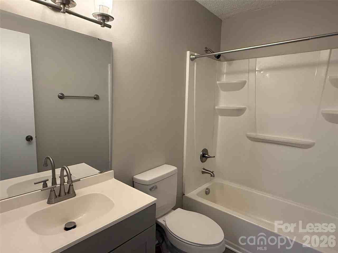 314 Hamilton Dr Ne #1 - Photo 7 of 9