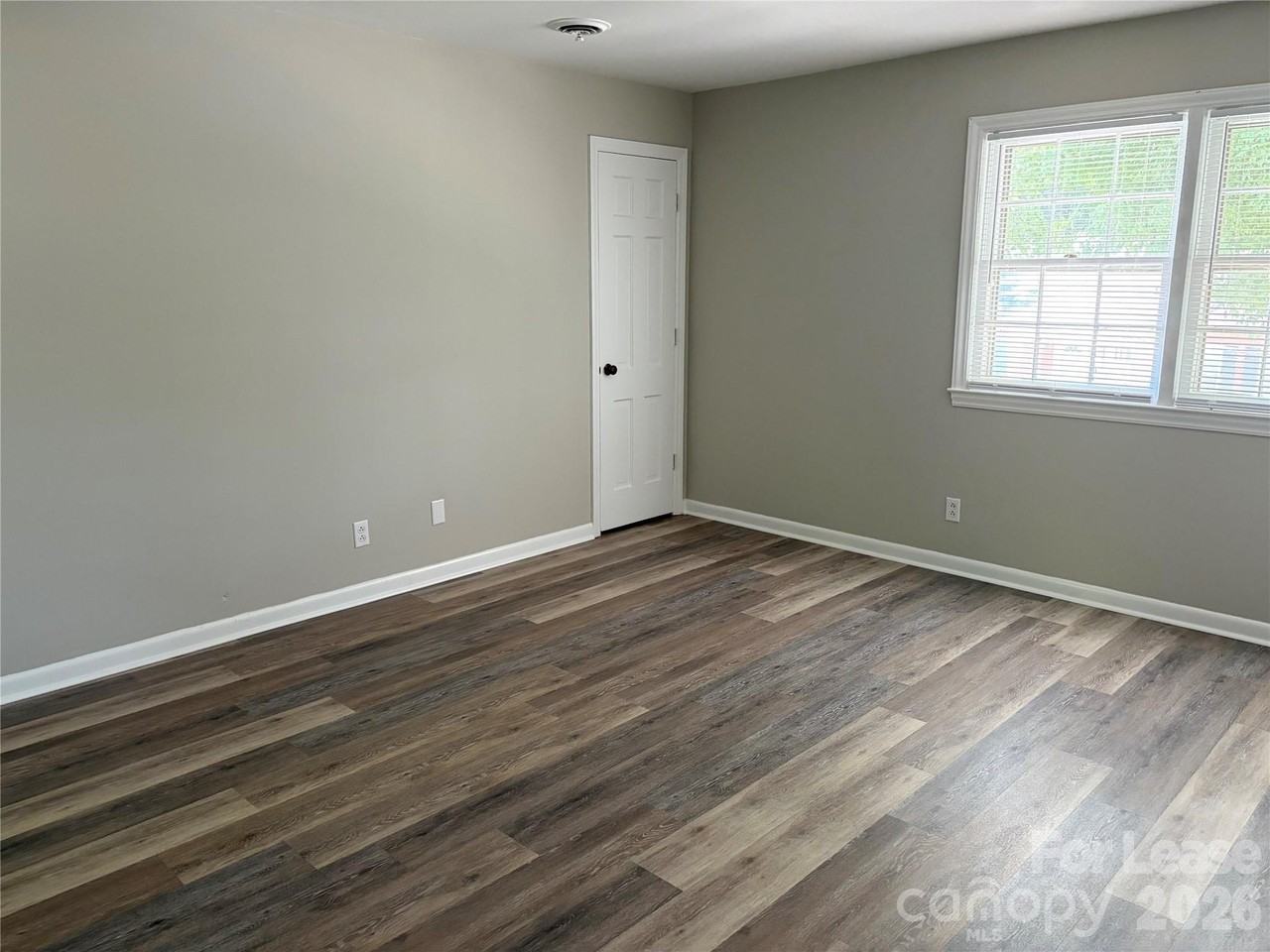 116 N 6th St #3 - Photo 2 of 7